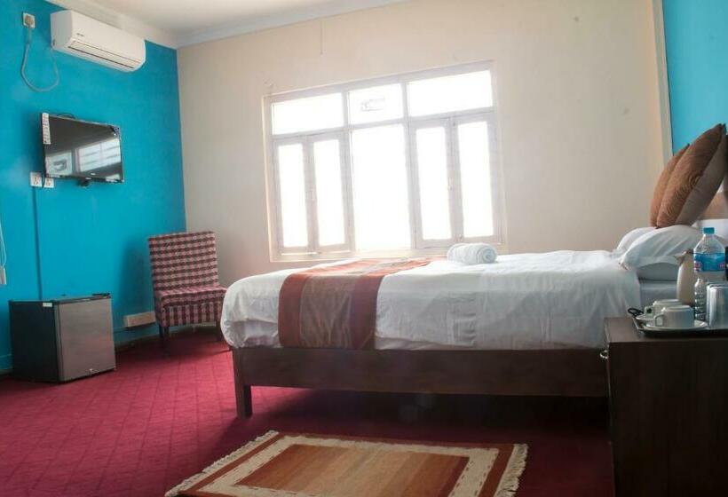 اتاق سوپریور با تخت بزرگ, Gorkha Chhen Bed & Breakfast