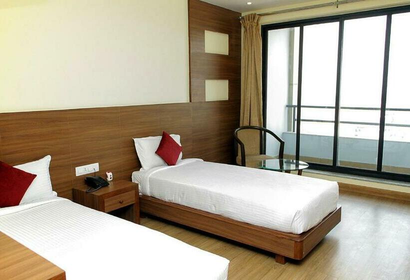 اتاق لوکس, Verandah