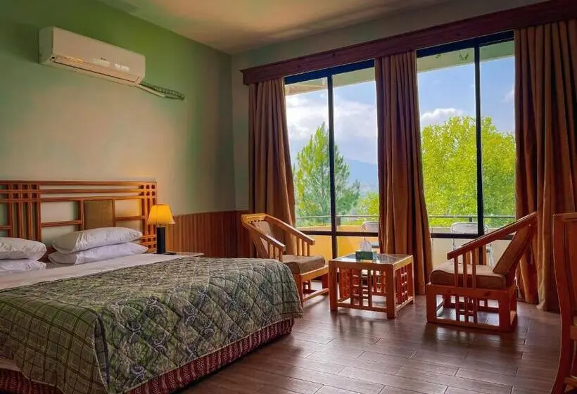 اتاق استاندارد یک تخته با بالکن, Rock City Resort