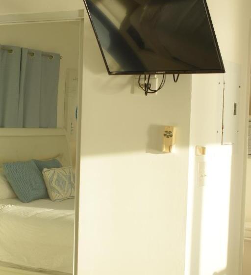 Люкс Кровать Кинг, The Sands