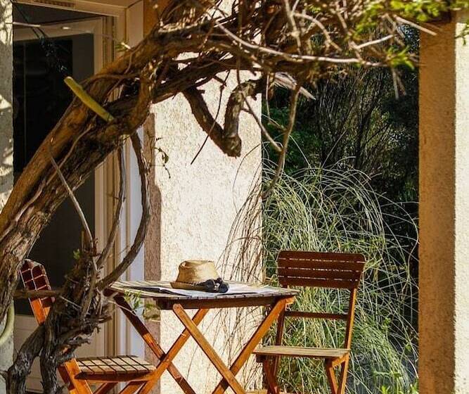 スタンダードスタジオ, Odésia Vacances Domaine Du Thronnet