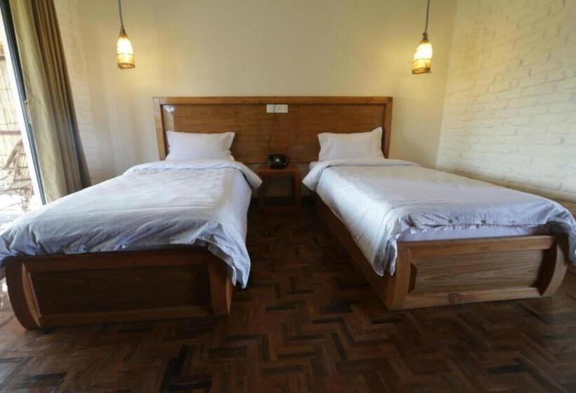 اتاق لوکس با بالکن, Sarang Wildlife Sanctuary