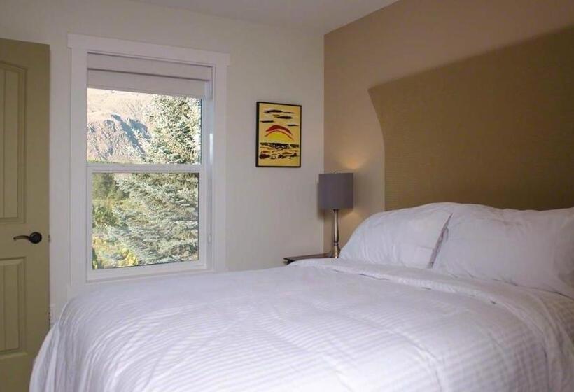 デラックススイートの３ベッドルーム, Klippers Guest Suites