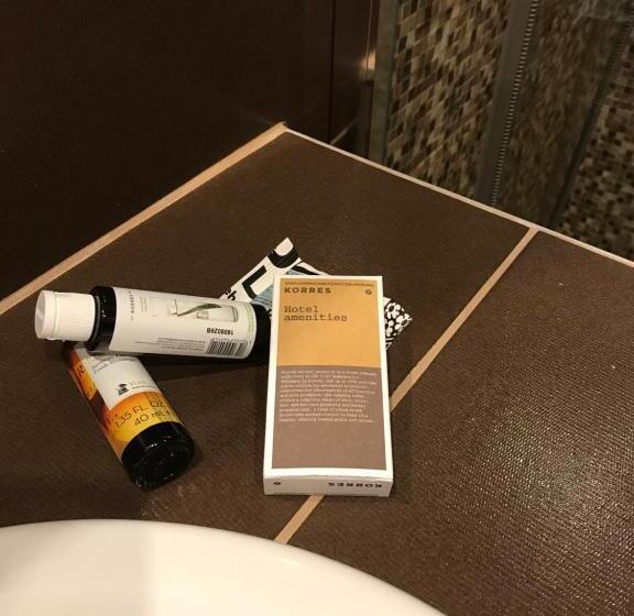 수피리어 스위트, Aloni