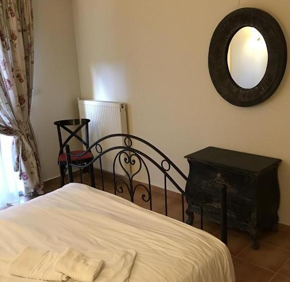 클래식 룸, Aloni