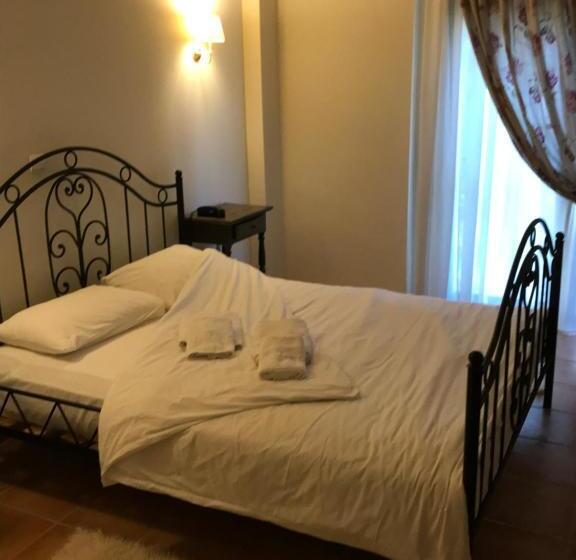 클래식 룸, Aloni