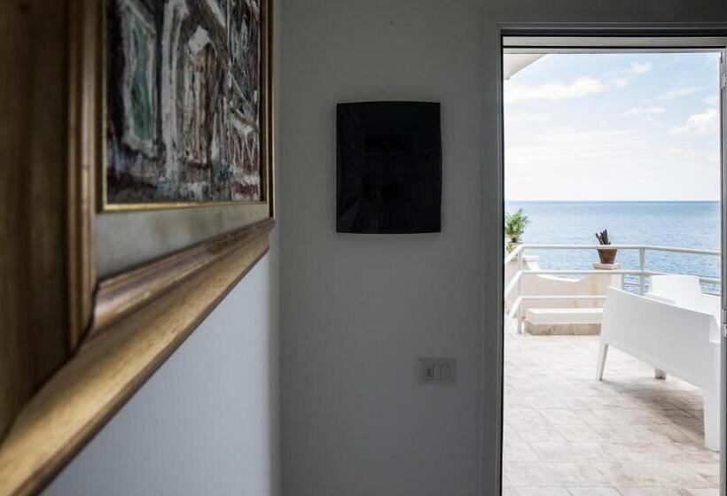 Семейный Номер Вид на Море, Blue Bay