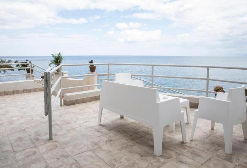 Семейный Номер Вид на Море, Blue Bay