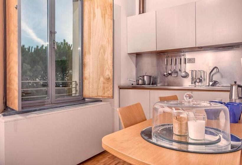 テラスつきの2ベッドルームアパートメント, Casale Del Mare