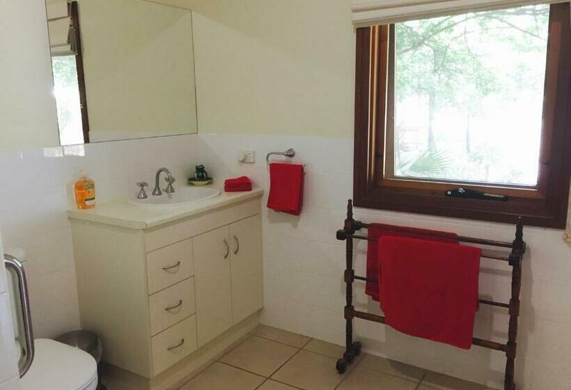 1间卧室的房子, Clarevale Cottage B&b