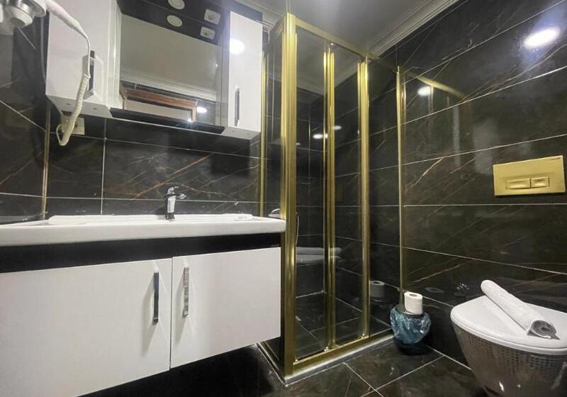 اتاق استاندارد با بالکن, Geomunoreum Hostel