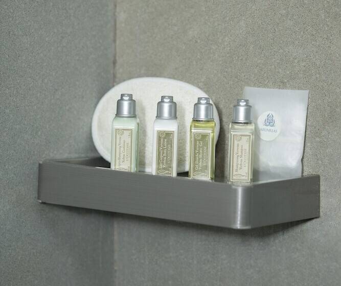 חדר בסיסי, Arunreas