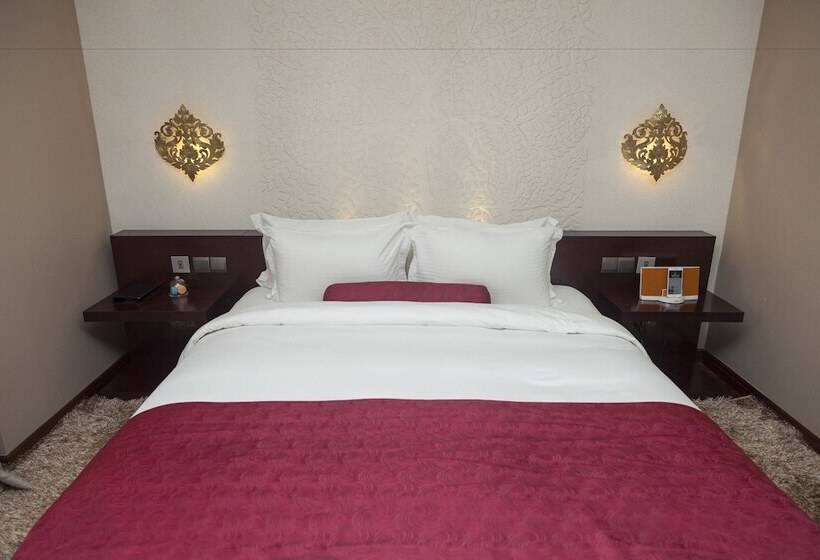 חדר בסיסי, Arunreas