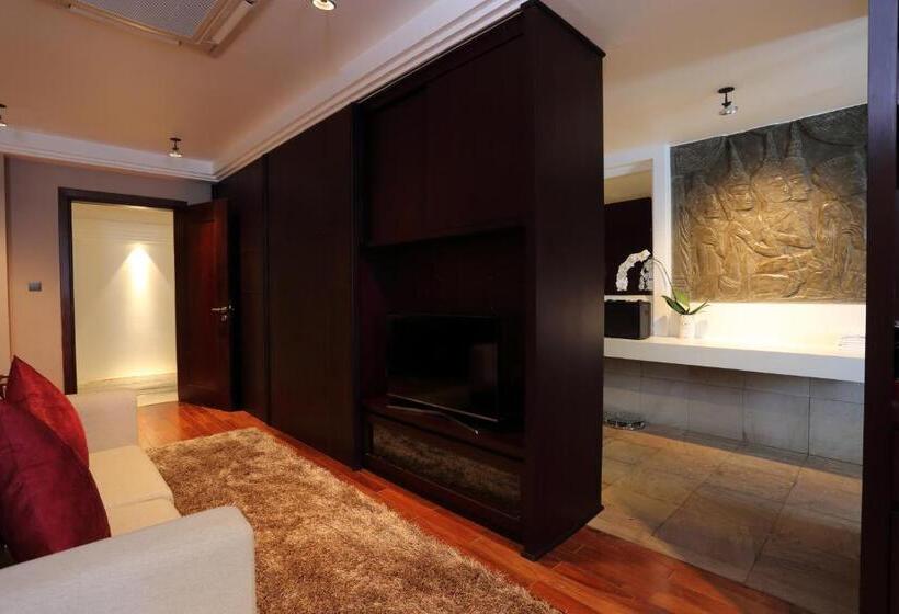 חדר סטנדרט עם מיטת קינג, Arunreas