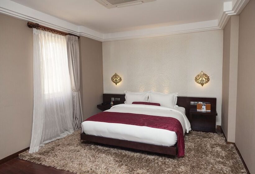 חדר בסיסי, Arunreas