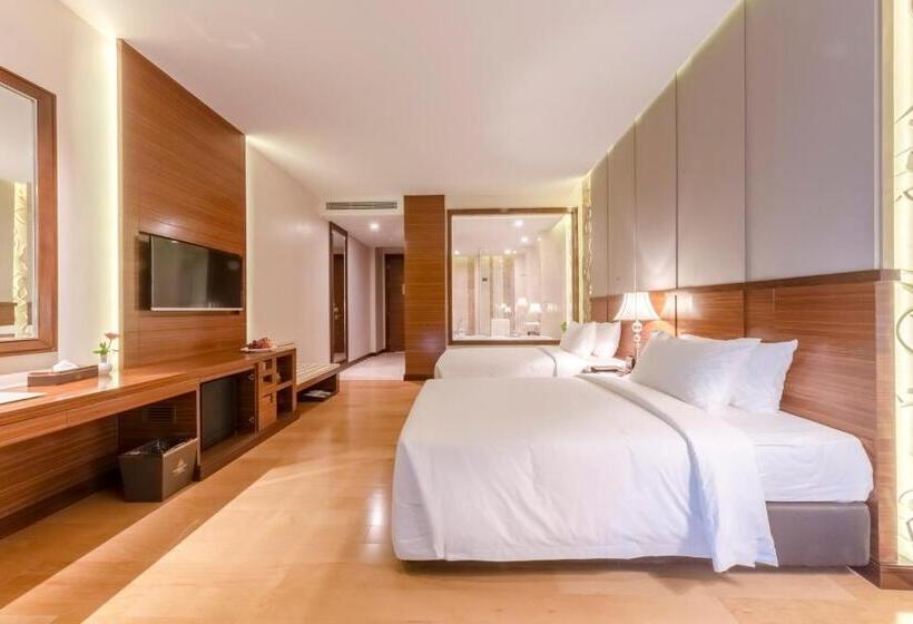 デラックスルーム, Garden City