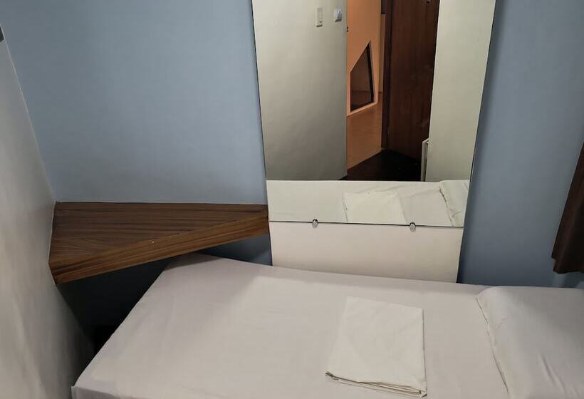 스탠다드 싱글 룸, Ggalyx Inn