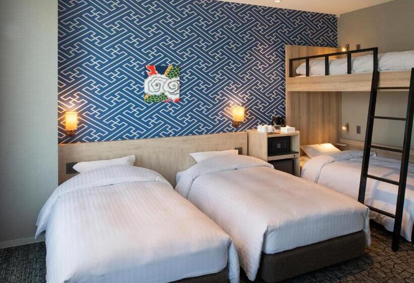 スタンダード4人部屋, Kotohira Park