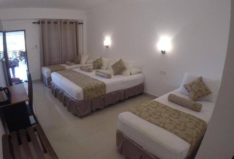 Семейный Номер Deluxe, Sunray