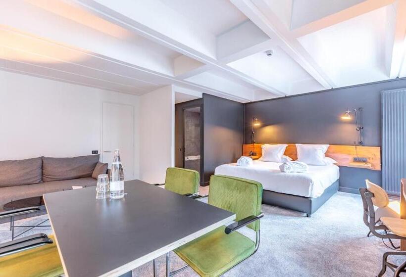 جناح, Totem, Friendly Hotel & Spa