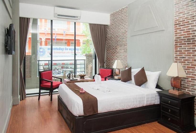 Номер Deluxe с Балконом, Vacation Boutique