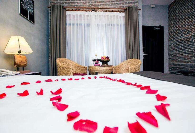 Номер Deluxe с Балконом, Vacation Boutique