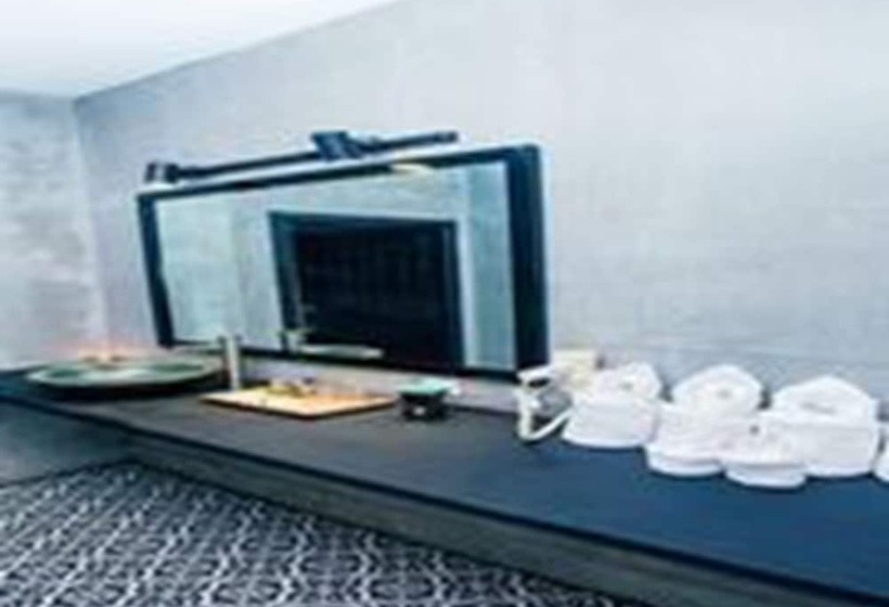 Номер Deluxe с Балконом, Vacation Boutique