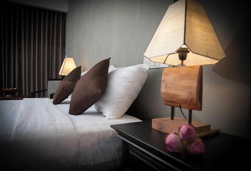 Номер Deluxe с Балконом, Vacation Boutique