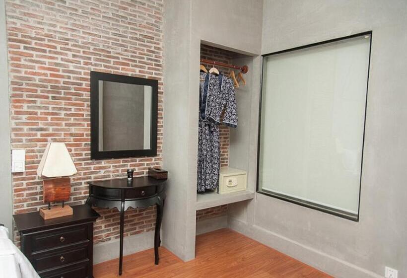 Номер Deluxe с Балконом, Vacation Boutique