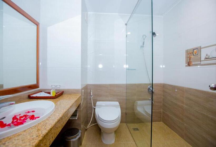 اتاق لوکس با چشمانداز دریا, Vung Tau Intourco Resort