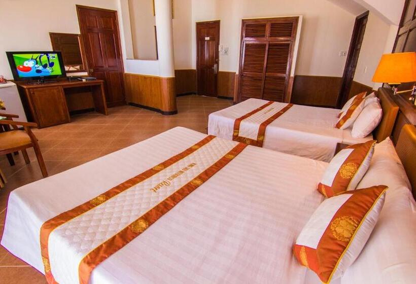 اتاق سه نفره دلوکس با چشمانداز دریا, Vung Tau Intourco Resort