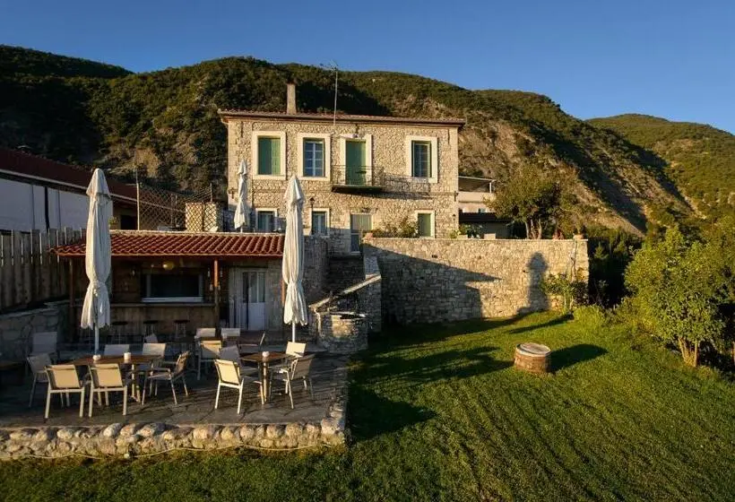 スイート, Gerofotis Traditional Guesthouse Est 1892   Close To Aigio, Akoli, Selianitika