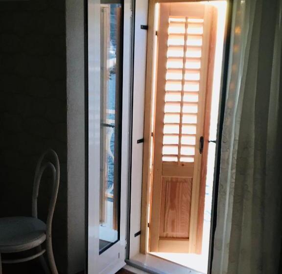 Triple Room Sea View, Apartments And Rooms By The Sea Komiza, Vis   2431