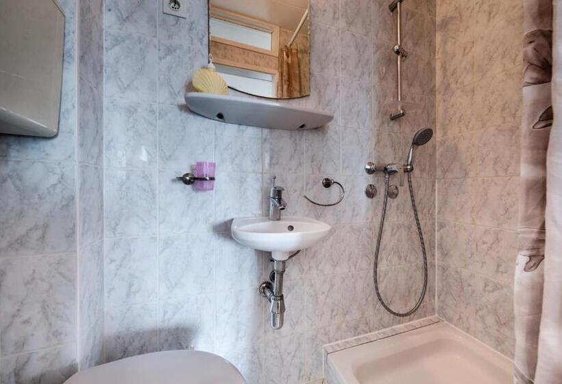 Triple Room Sea View, Apartments And Rooms By The Sea Komiza, Vis   2431