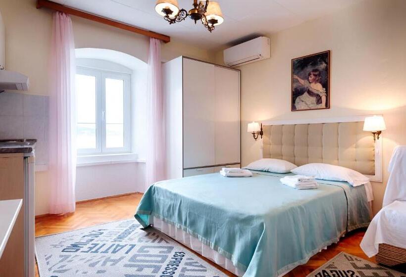 סטודיו סטנדרטי נוף לים, Apartments And Rooms By The Sea Komiza, Vis   2431