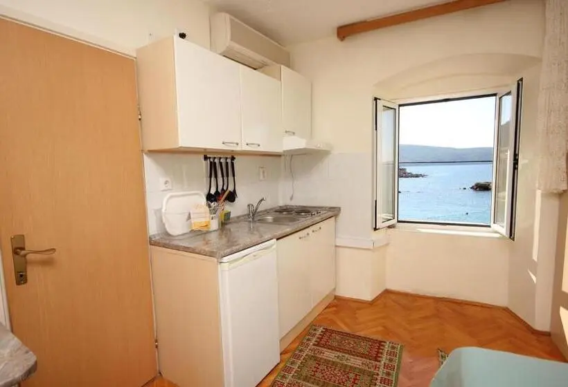 スタンダードスタジオ, Apartments And Rooms By The Sea Komiza, Vis   2431