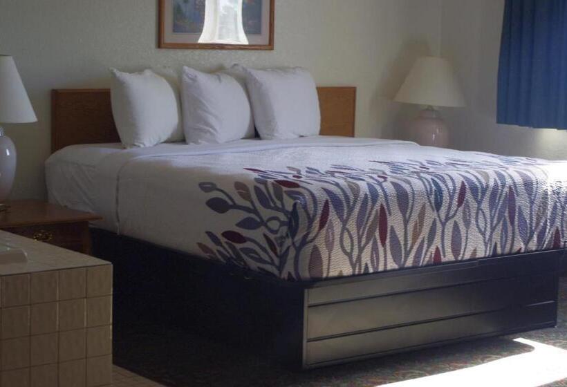 Студия Deluxe, Selby Motel