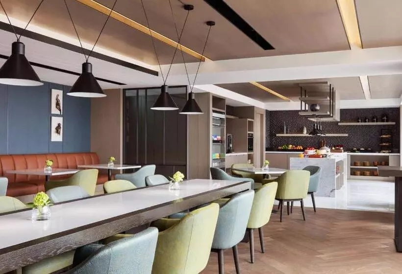 سوئیت با تخت بزرگ, Courtyard By Marriott Taipei Downtown