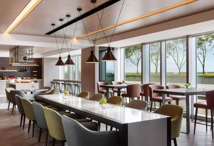 سوئیت با تخت بزرگ, Courtyard By Marriott Taipei Downtown