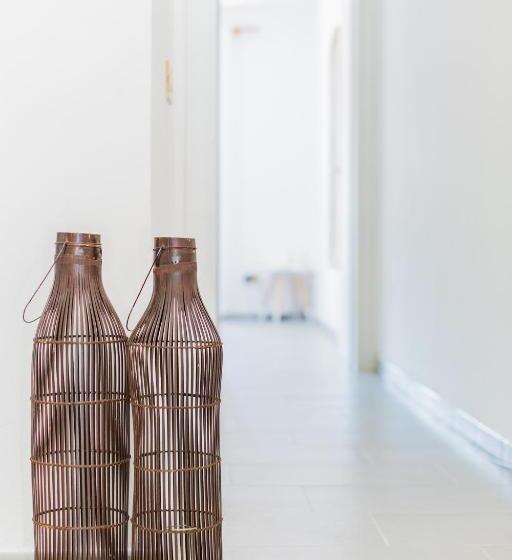 جناح جونيور مطل على الحديقة, Calasetta Residence