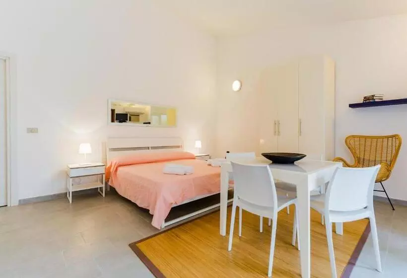 Juniorsviitti, Calasetta Residence