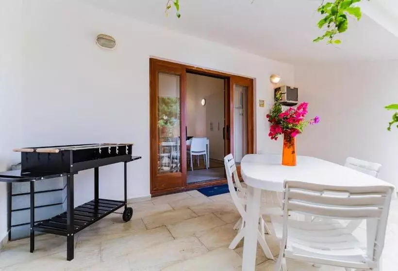 Juniorsviitti, Calasetta Residence