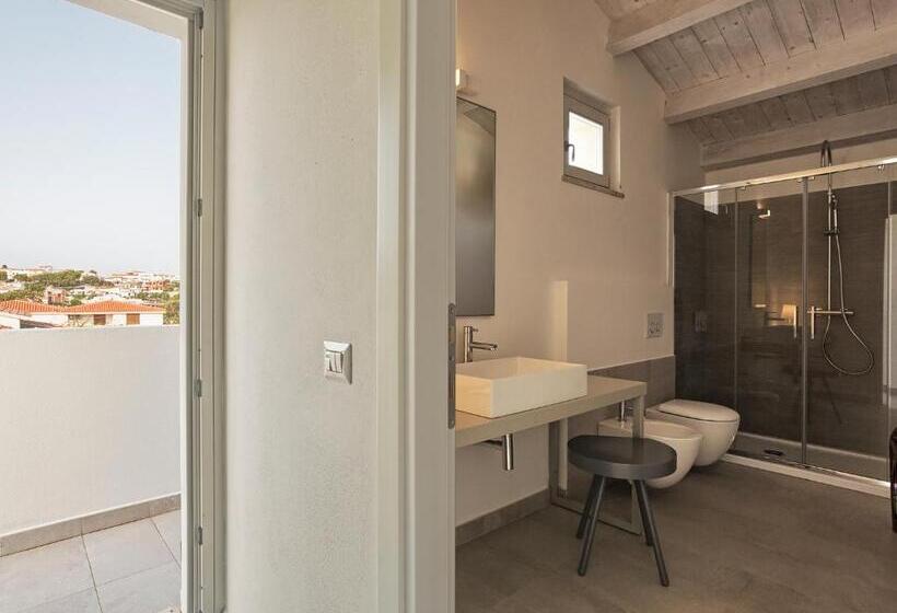 豪华两卧别墅, Calasetta Residence