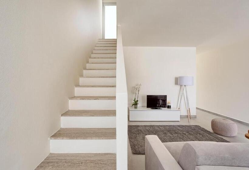 豪华两卧别墅, Calasetta Residence