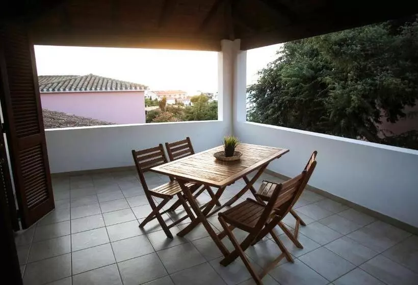 Juniorsviitti Terassi, Calasetta Residence