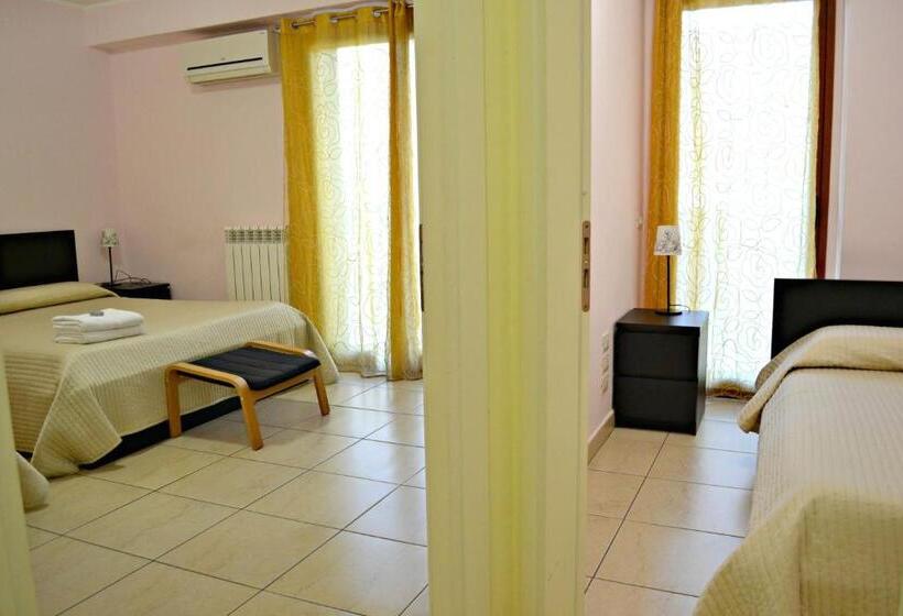 4인용 스탠다드 룸, Acquaplanet