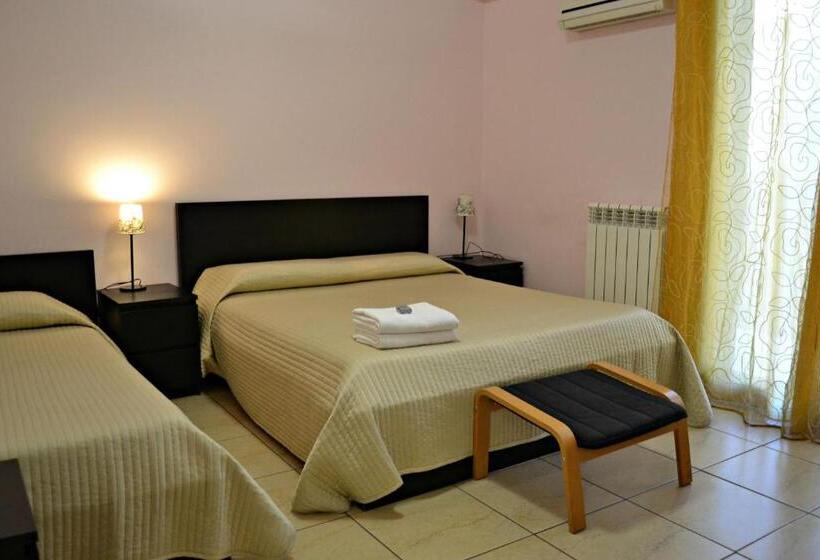 4인용 스탠다드 룸, Acquaplanet