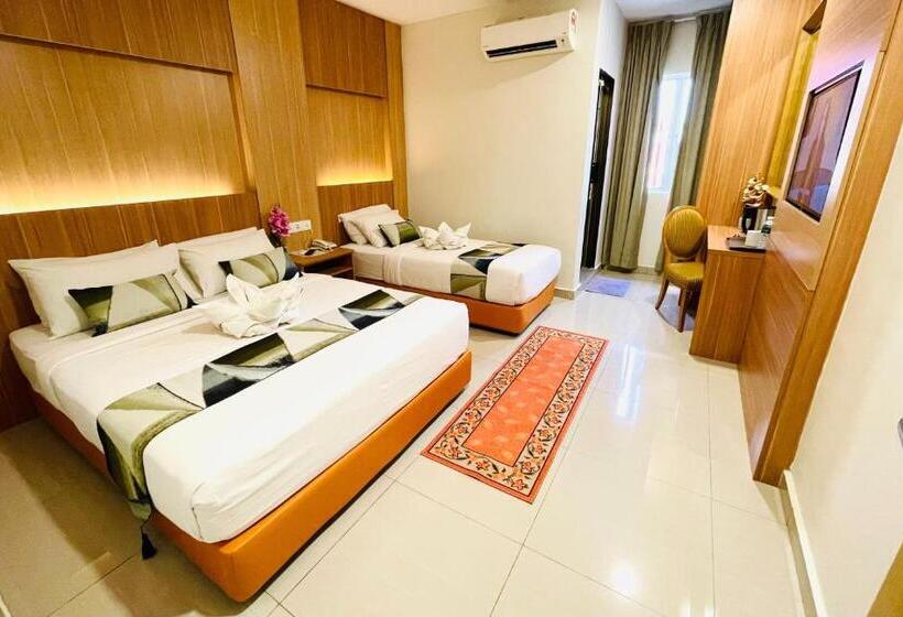 اتاق لوکس سه تخته, Easy Hotel Kl Sentral