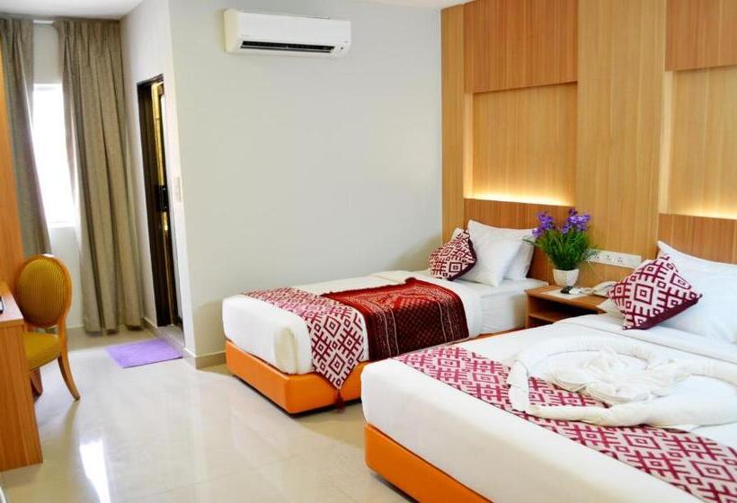 اتاق لوکس سه تخته, Easy Hotel Kl Sentral