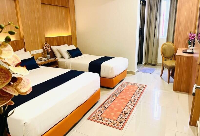 اتاق لوکس سه تخته, Easy Hotel Kl Sentral